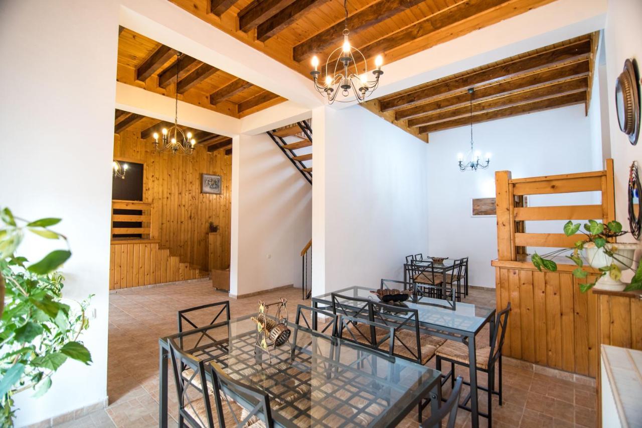 Casa Domneasca Vila Baia de Fier Exterior foto